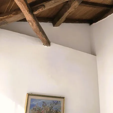 Lunigiana Experience شقة *