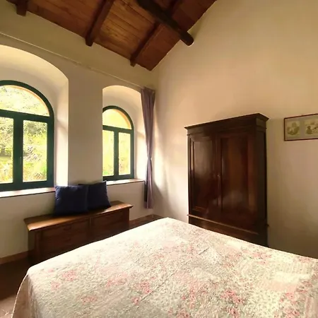 Lunigiana Experience شقة *
